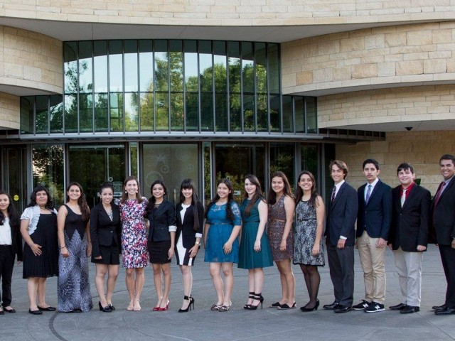 Smithsonian Latino Young Ambassadors