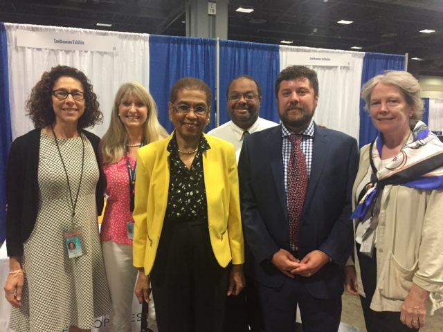Congressing at Career Fairs